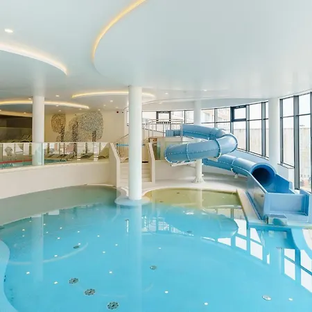 Apartment Lighthouse - Polanki Aqua - Rose Sky Kolobrzeg
